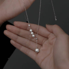 Simple Elegant Pearl Pendant Necklace in 925 Sterling Silver: Silver