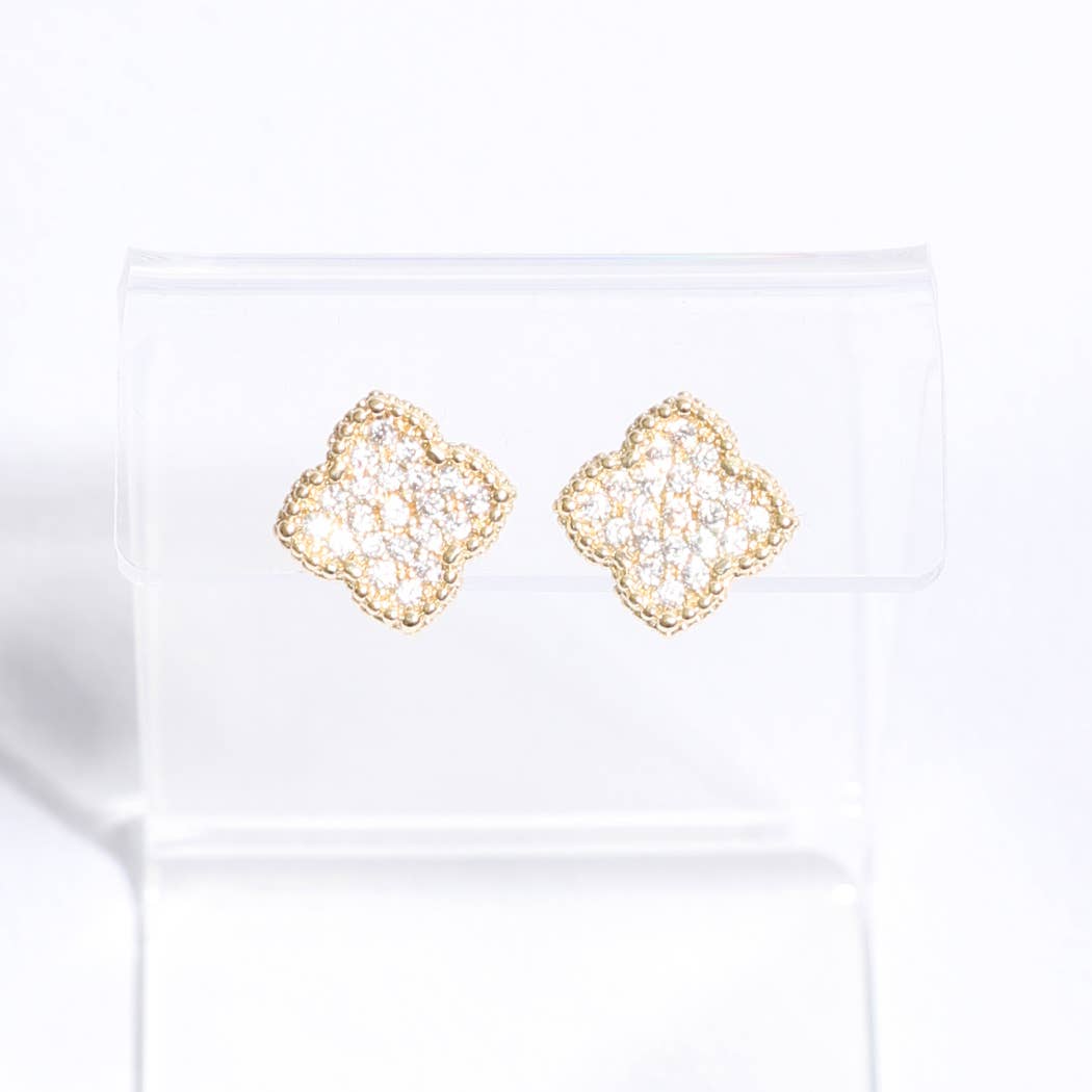 Pave 15MM Clover Gold Post Earrings: EG / ONE SIZE