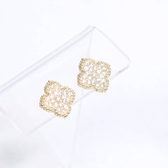 Pave 15MM Clover Gold Post Earrings: EG / ONE SIZE